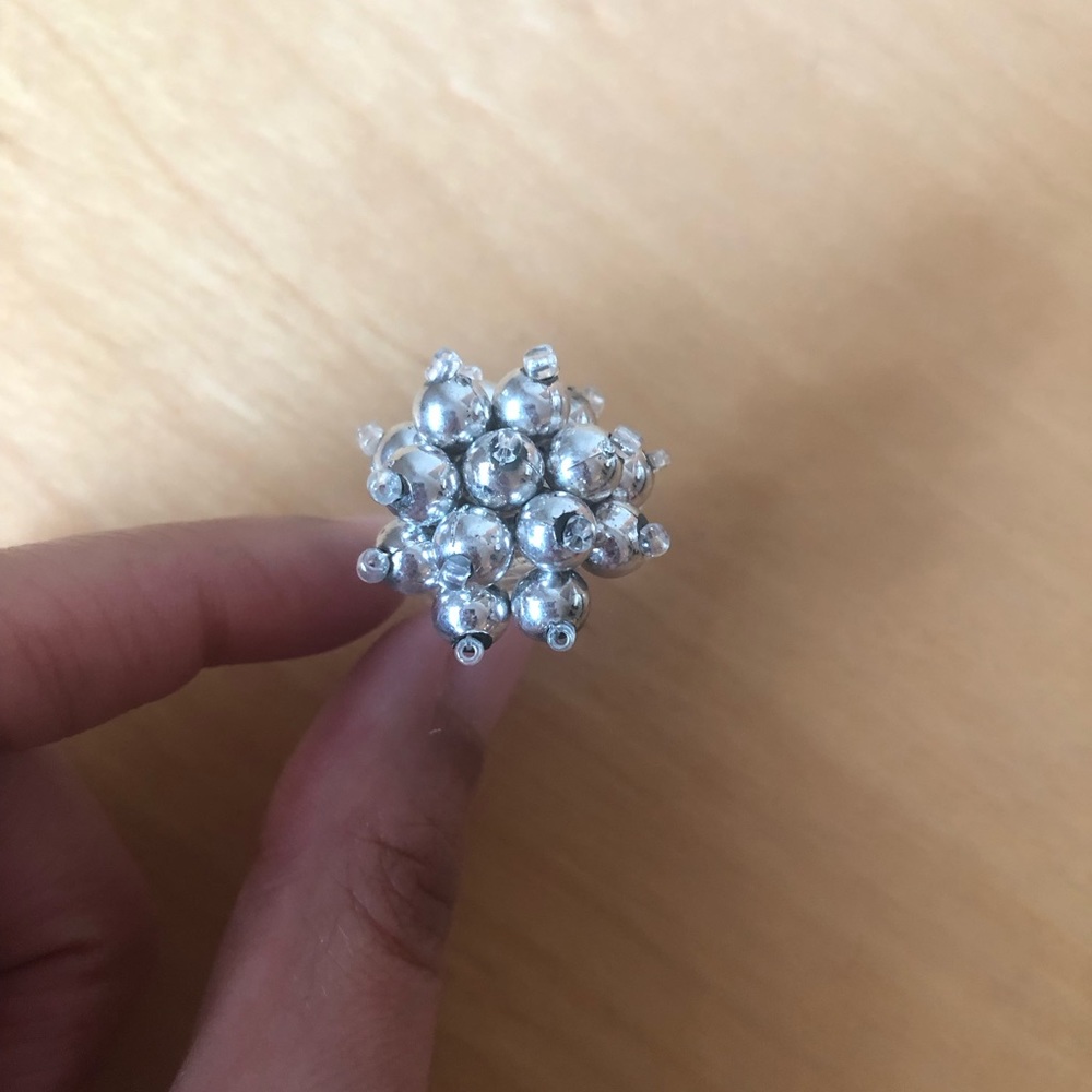 Silver ball bouquet ring